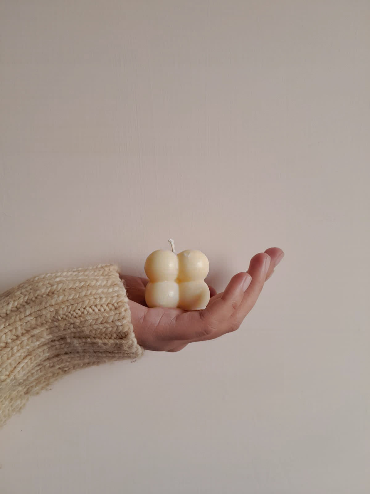 Aromatic Bubble candle (1pc)
