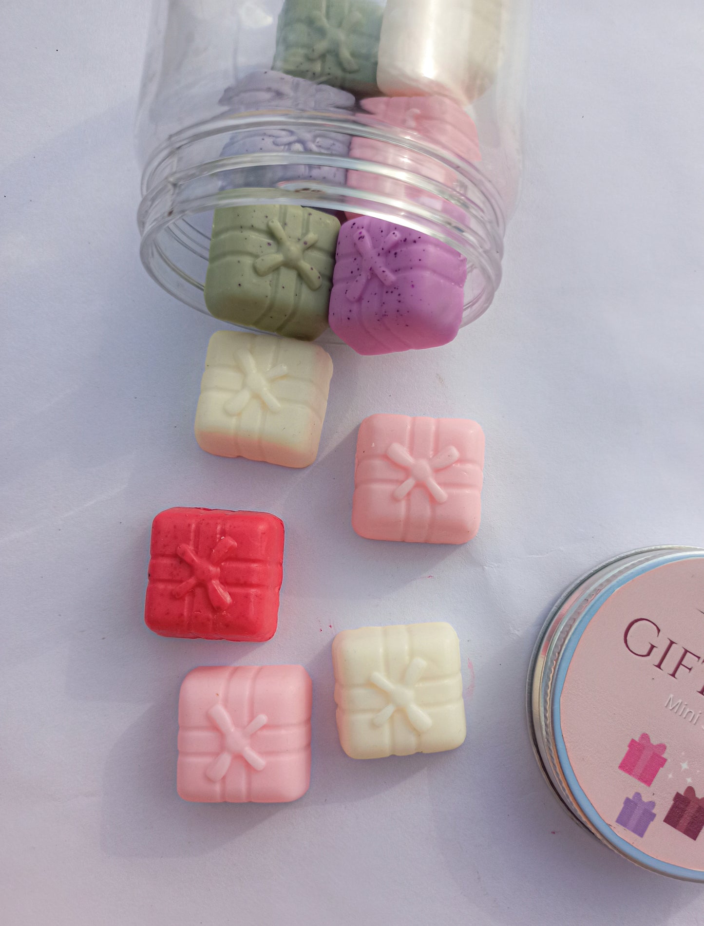 Mini Soaps Jar (Cupid hearts & gift box)